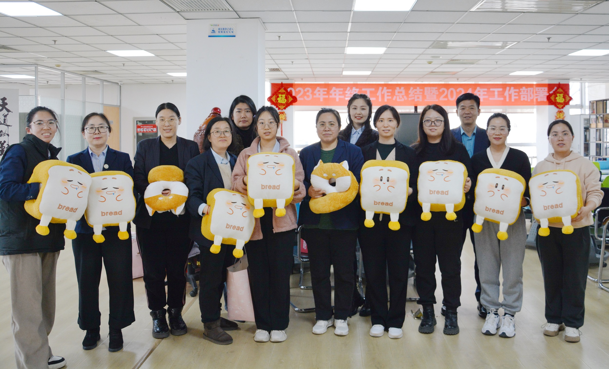 三八妇女节|致敬所有女神,热辣滚烫,绽放光芒